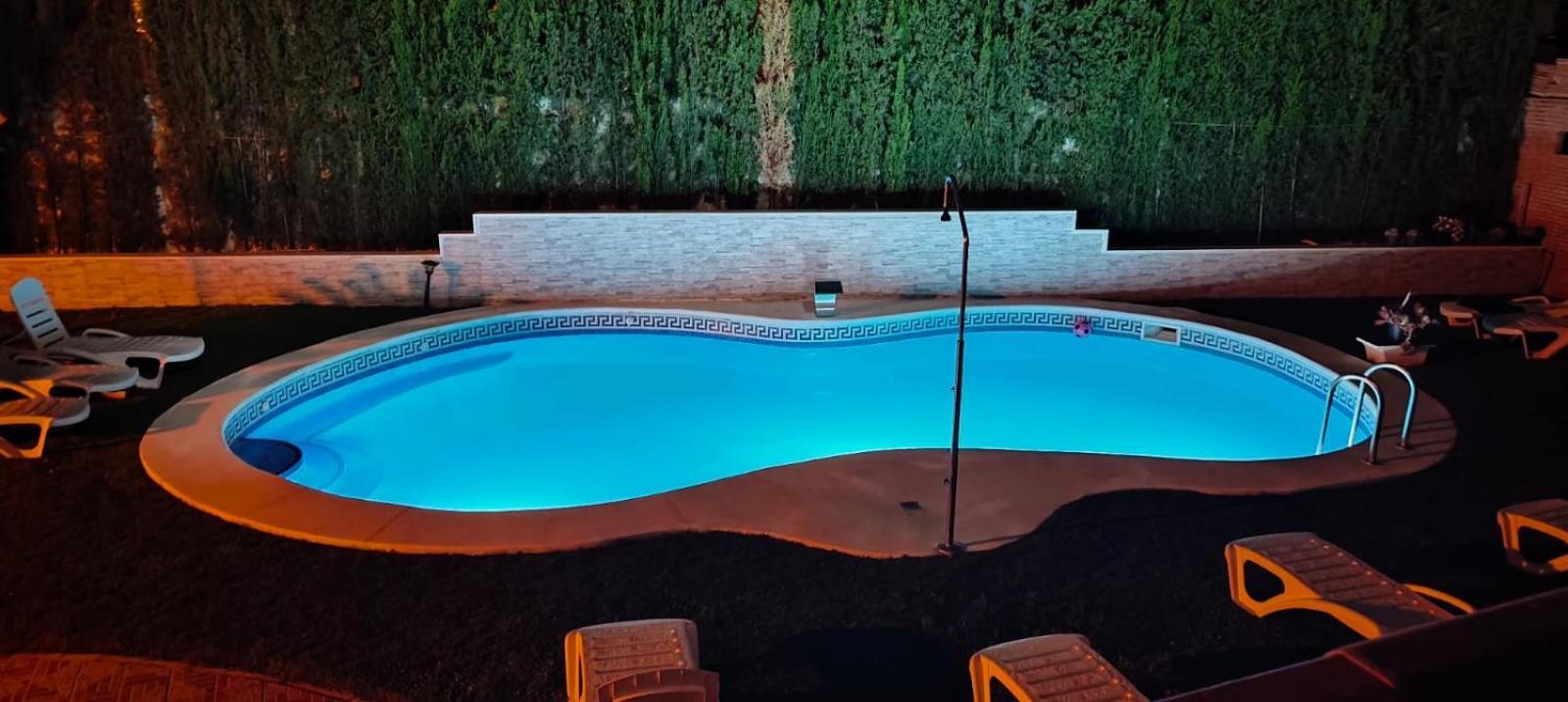 Villa Private Pool! Your Oasis In Sevilla! Bbq!
