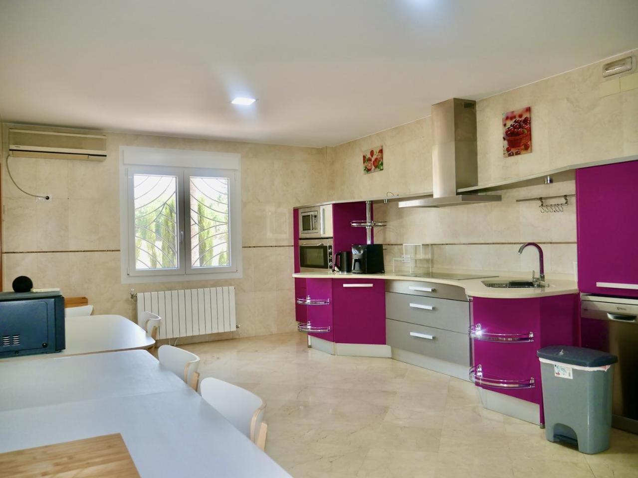 Private Pool! Your Oasis In Sevilla! Bbq! Villa Séville
