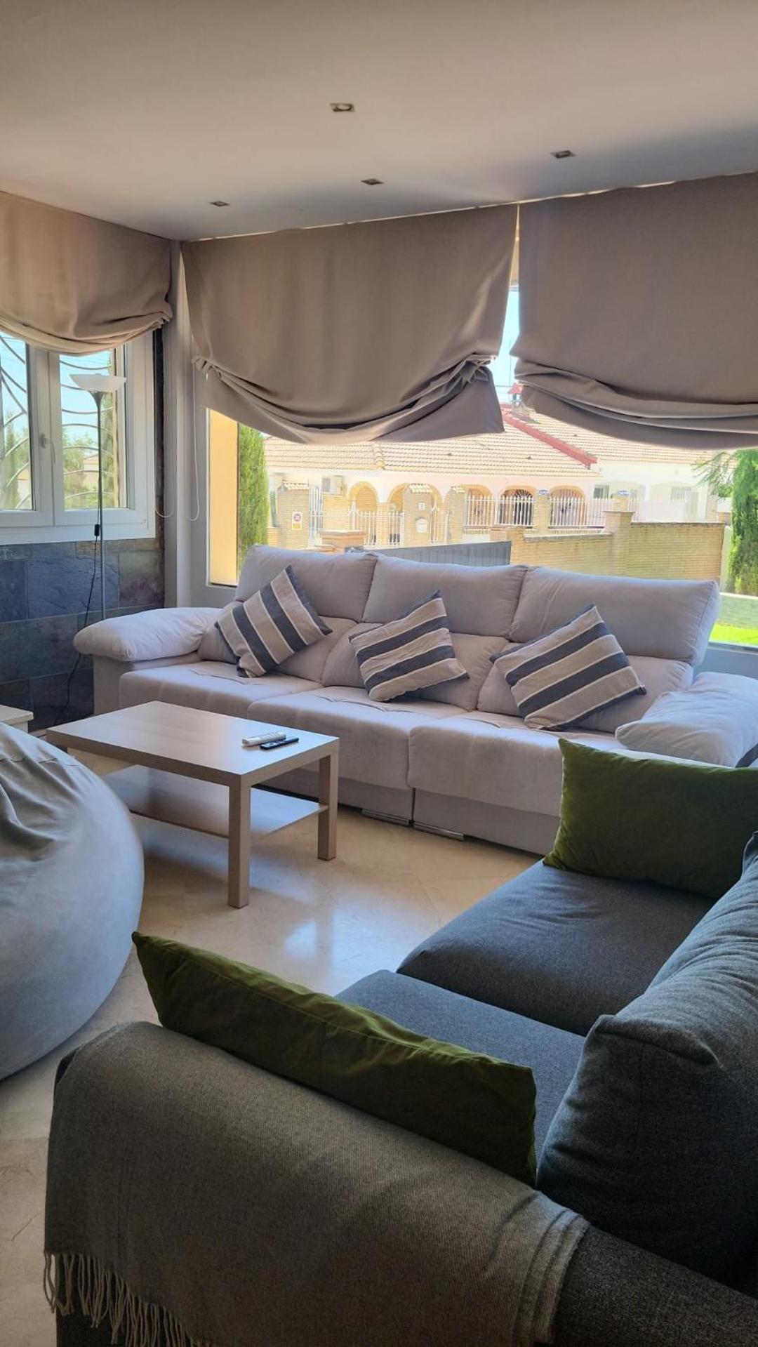 Private Pool! Your Oasis In Sevilla! Bbq! Villa